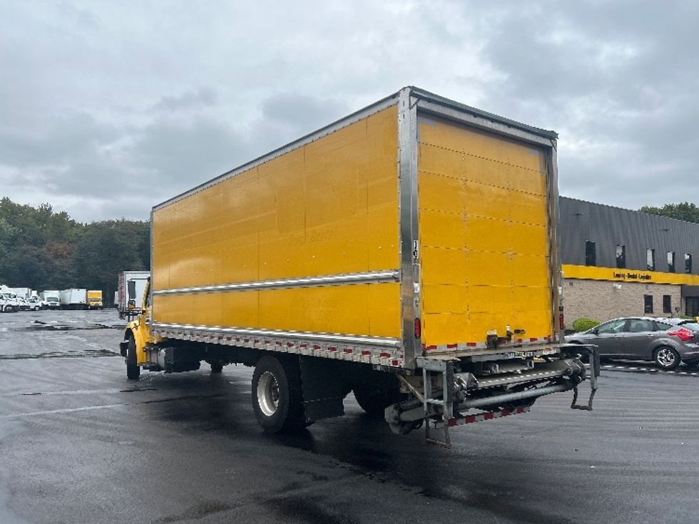 Medium Duty Box Truck-Light and Medium Duty Trucks-Freightliner-2020-M2-Norton-MA-267,125\n\t\tmiles-$ 34,750 - Image 6