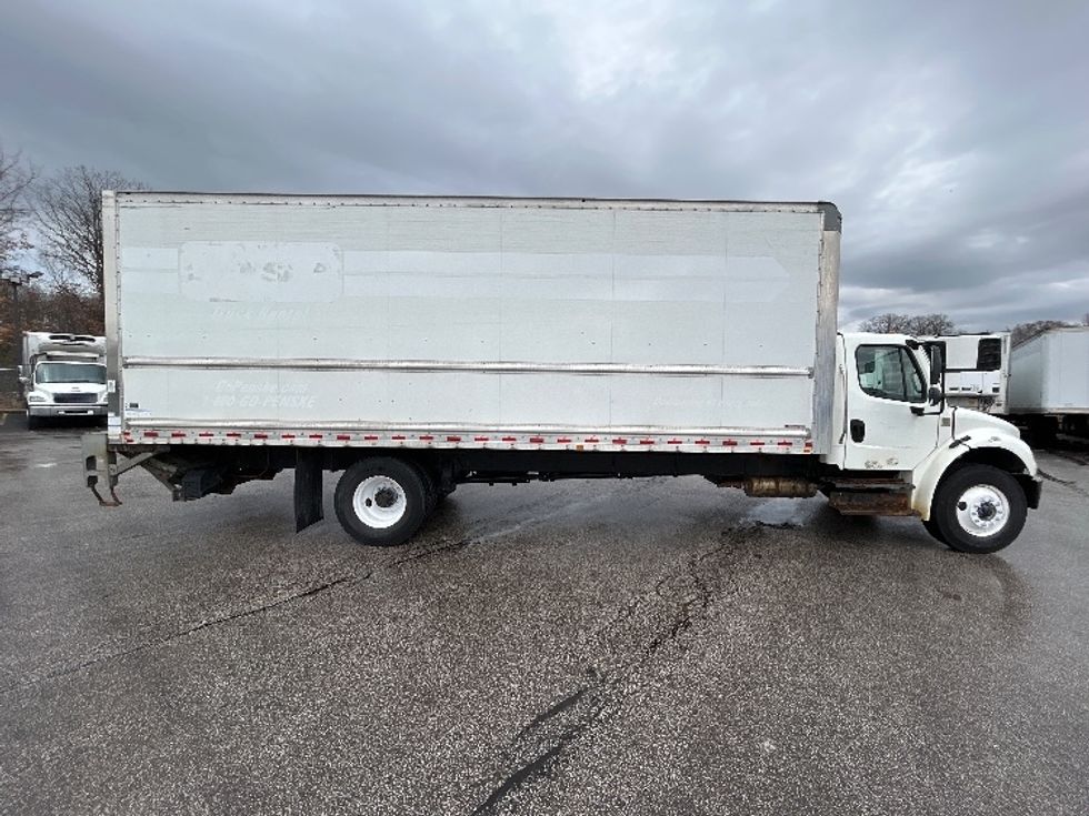 Medium Duty Box Truck-Light and Medium Duty Trucks-Freightliner-2020-M2-Oakwood Village-OH-198,565\n\t\tmiles-$ 46,750 - Image 15
