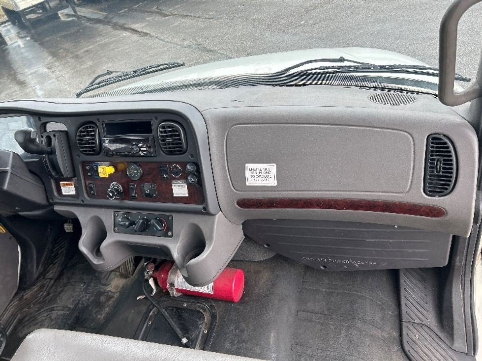 Medium Duty Box Truck-Light and Medium Duty Trucks-Freightliner-2020-M2-Oakwood Village-OH-198,565\n\t\tmiles-$ 46,750 - Image 21