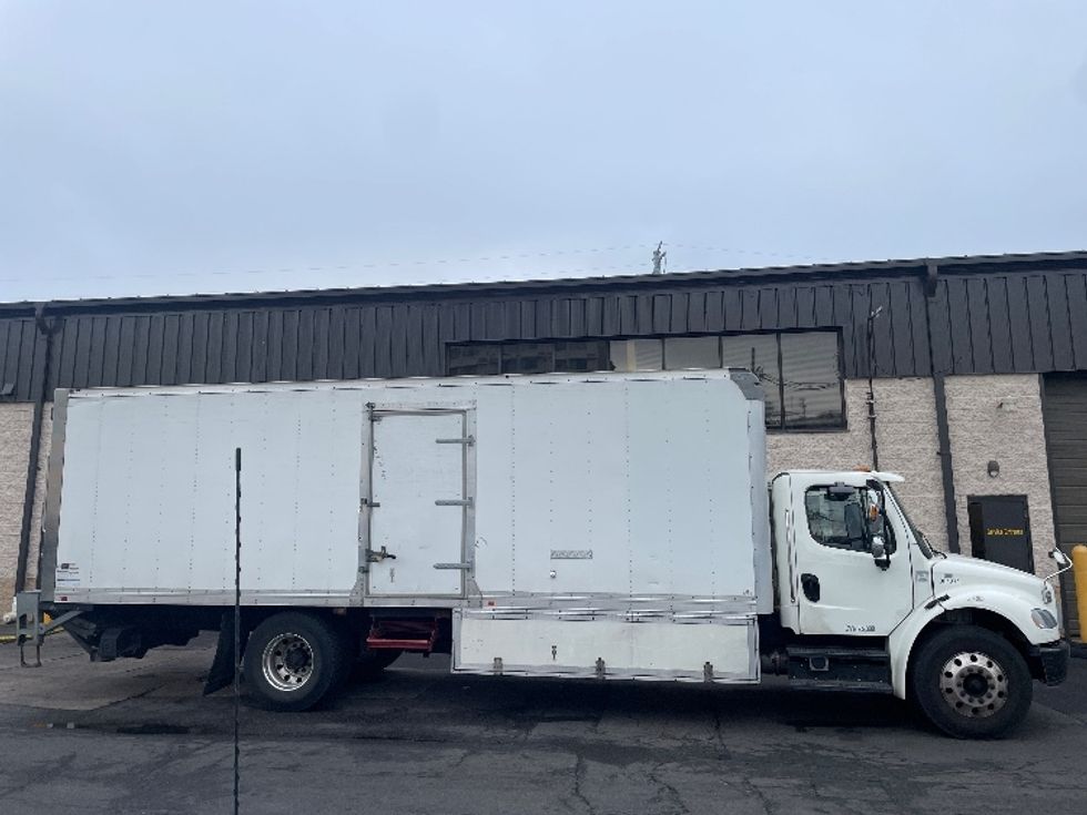 Medium Duty Box Truck-Light and Medium Duty Trucks-Freightliner-2020-M2-Obetz-OH-135,554\n\t\tmiles-$ 63,000 - Image 15