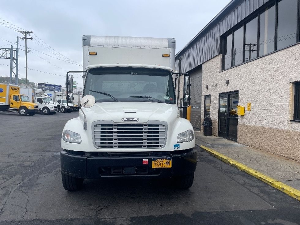 Medium Duty Box Truck-Light and Medium Duty Trucks-Freightliner-2020-M2-Obetz-OH-135,554\n\t\tmiles-$ 63,000 - Image 2