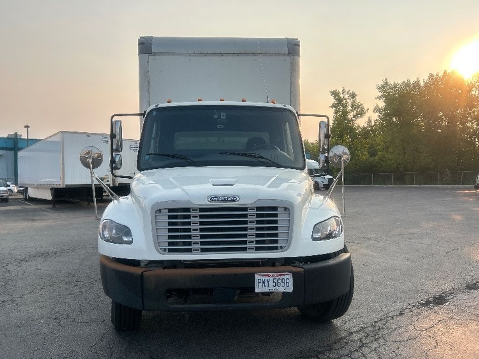 Medium Duty Box Truck-Light and Medium Duty Trucks-Freightliner-2020-M2-Obetz-OH-180,433\n\t\tmiles-$ 55,000 - Image 2