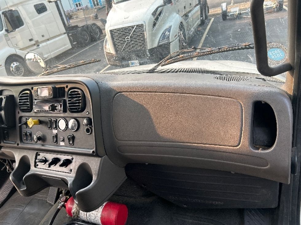 Medium Duty Box Truck-Light and Medium Duty Trucks-Freightliner-2020-M2-Obetz-OH-180,433\n\t\tmiles-$ 55,000 - Image 21