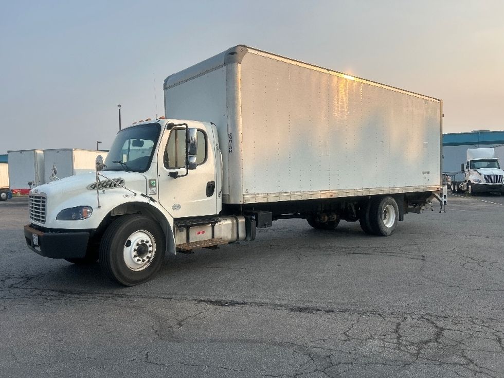 Medium Duty Box Truck-Light and Medium Duty Trucks-Freightliner-2020-M2-Obetz-OH-180,433\n\t\tmiles-$ 55,000 - Image 3
