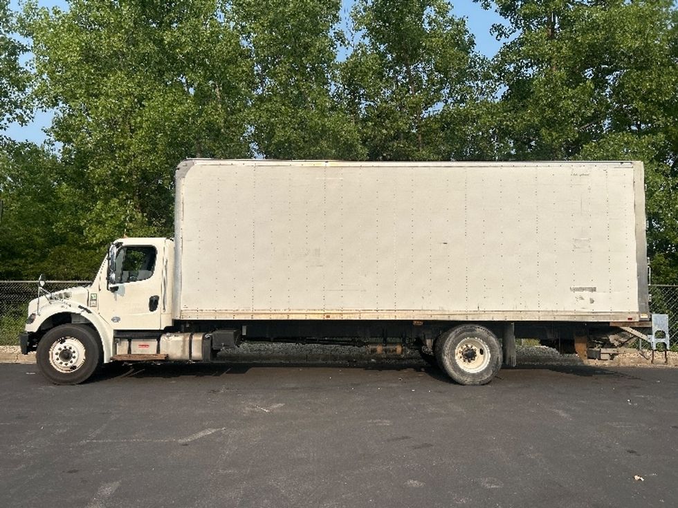 Medium Duty Box Truck-Light and Medium Duty Trucks-Freightliner-2020-M2-Obetz-OH-180,433\n\t\tmiles-$ 55,000 - Image 4