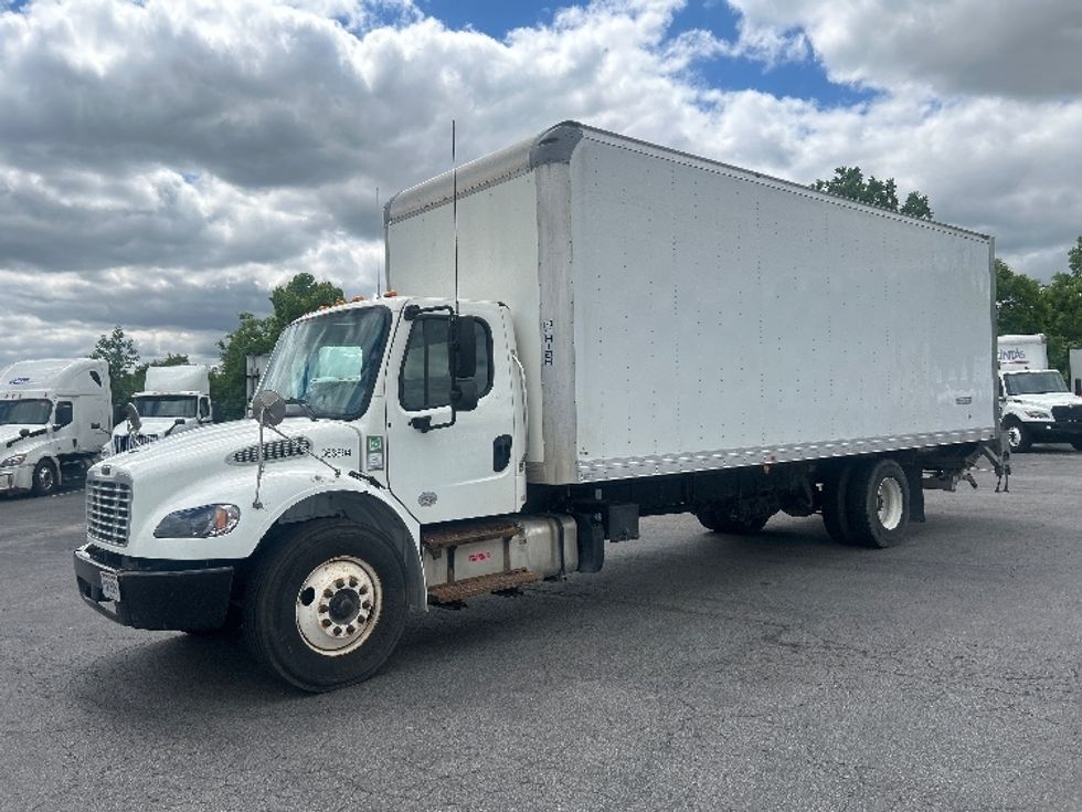 Medium Duty Box Truck-Light and Medium Duty Trucks-Freightliner-2020-M2-Obetz-OH-192,577\n\t\tmiles-$ 49,250 - Image 3
