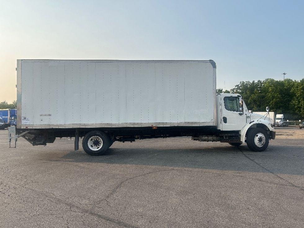 Medium Duty Box Truck-Light and Medium Duty Trucks-Freightliner-2020-M2-Obetz-OH-206,795\n\t\tmiles-$ 51,000 - Image 15