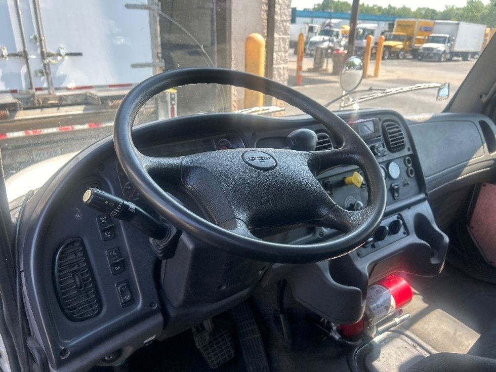 Medium Duty Box Truck-Light and Medium Duty Trucks-Freightliner-2020-M2-Obetz-OH-206,795\n\t\tmiles-$ 51,000 - Image 17