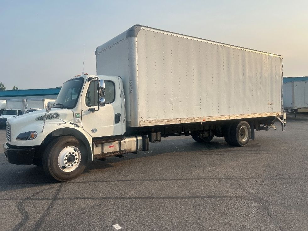 Medium Duty Box Truck-Light and Medium Duty Trucks-Freightliner-2020-M2-Obetz-OH-206,795\n\t\tmiles-$ 51,000 - Image 3