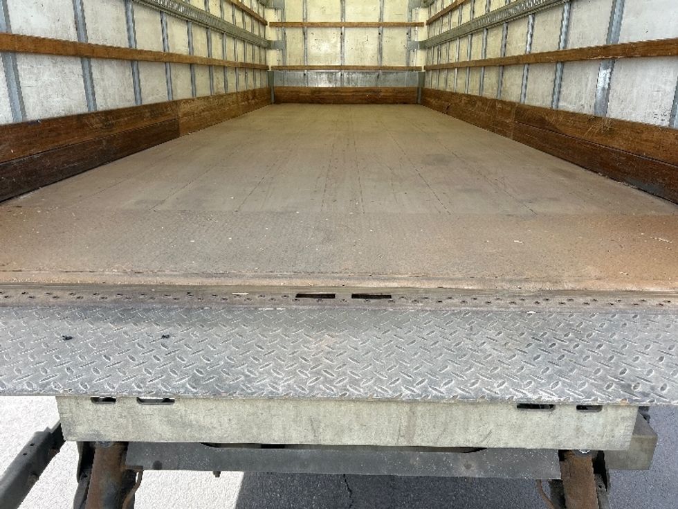 Medium Duty Box Truck-Light and Medium Duty Trucks-Freightliner-2020-M2-Obetz-OH-221,454\n\t\tmiles-$ 44,500 - Image 10