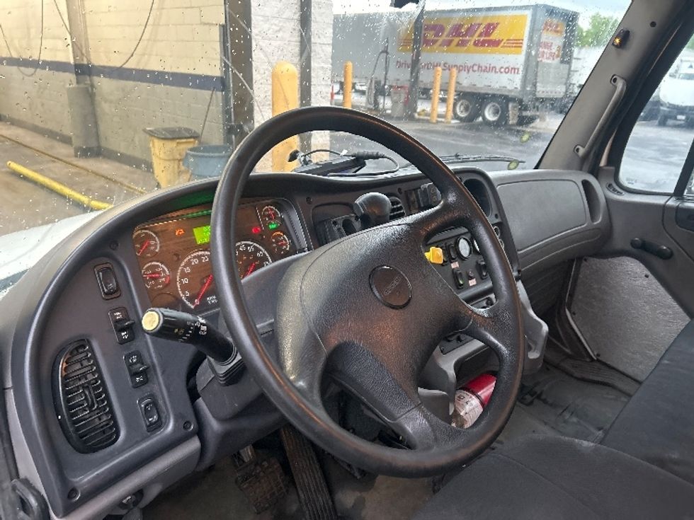 Medium Duty Box Truck-Light and Medium Duty Trucks-Freightliner-2020-M2-Obetz-OH-245,301\n\t\tmiles-$ 45,250 - Image 17