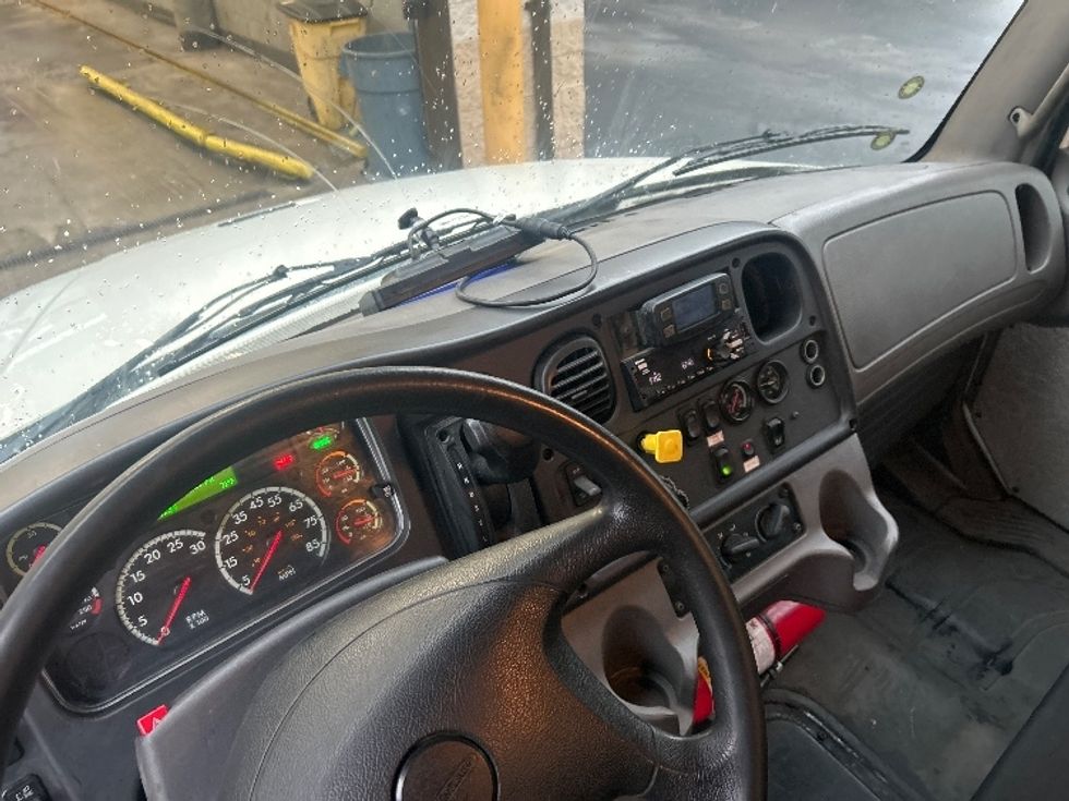 Medium Duty Box Truck-Light and Medium Duty Trucks-Freightliner-2020-M2-Obetz-OH-245,301\n\t\tmiles-$ 45,250 - Image 18