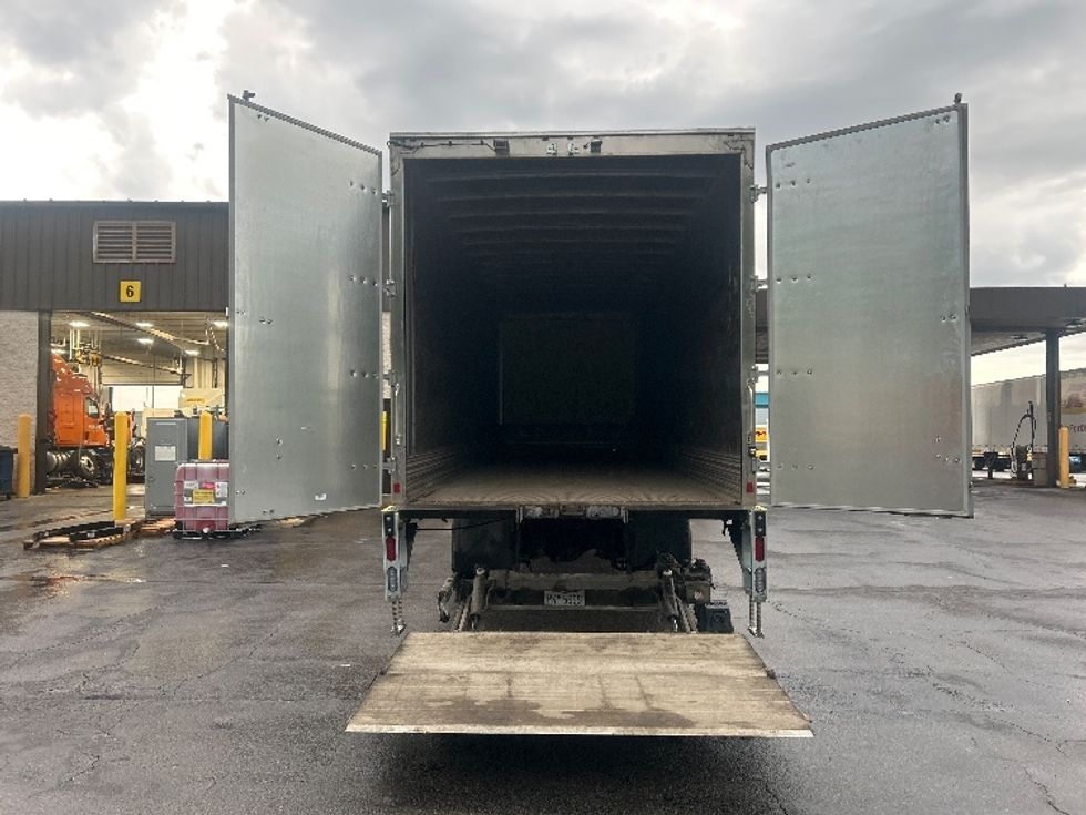 Medium Duty Box Truck-Light and Medium Duty Trucks-Freightliner-2020-M2-Obetz-OH-245,301\n\t\tmiles-$ 45,250 - Image 9