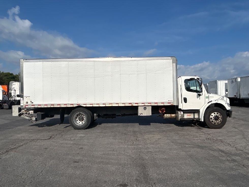 Medium Duty Box Truck-Light and Medium Duty Trucks-Freightliner-2020-M2-Obetz-OH-259,870\n\t\tmiles-$ 29,000 - Image 15