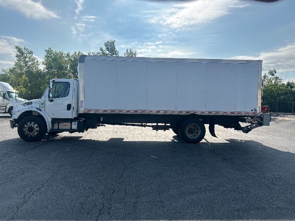 Medium Duty Box Truck-Light and Medium Duty Trucks-Freightliner-2020-M2-Obetz-OH-259,870\n\t\tmiles-$ 29,000 - Image 4