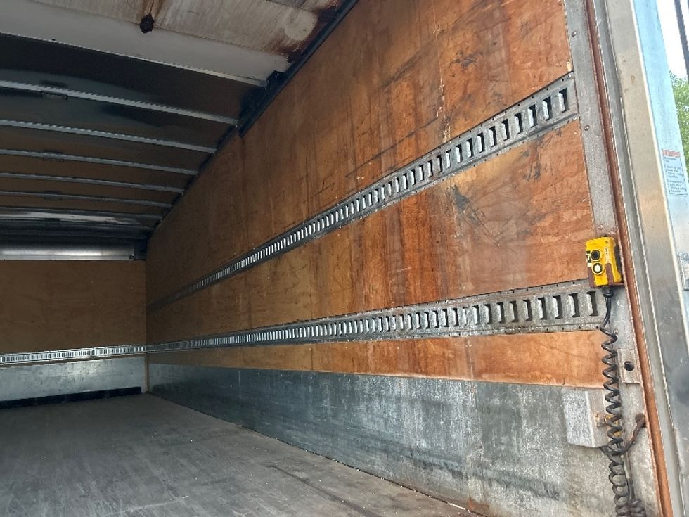 Medium Duty Box Truck-Light and Medium Duty Trucks-Freightliner-2020-M2-Obetz-OH-317,550\n\t\tmiles-$ 23,500 - Image 12