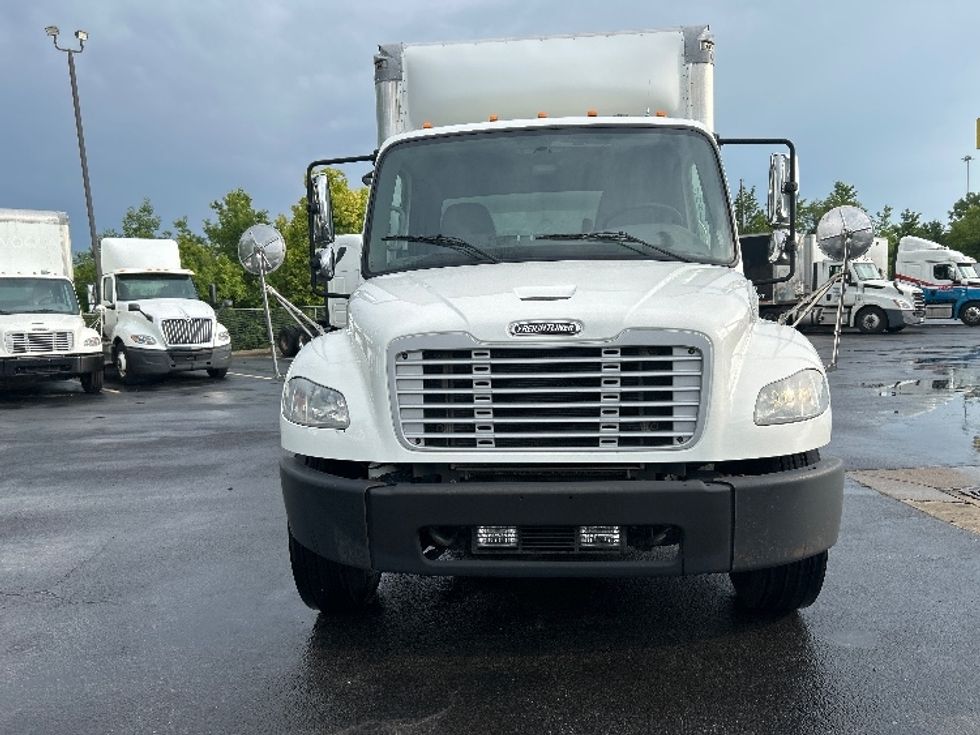 Medium Duty Box Truck-Light and Medium Duty Trucks-Freightliner-2020-M2-Obetz-OH-317,550\n\t\tmiles-$ 23,500 - Image 2