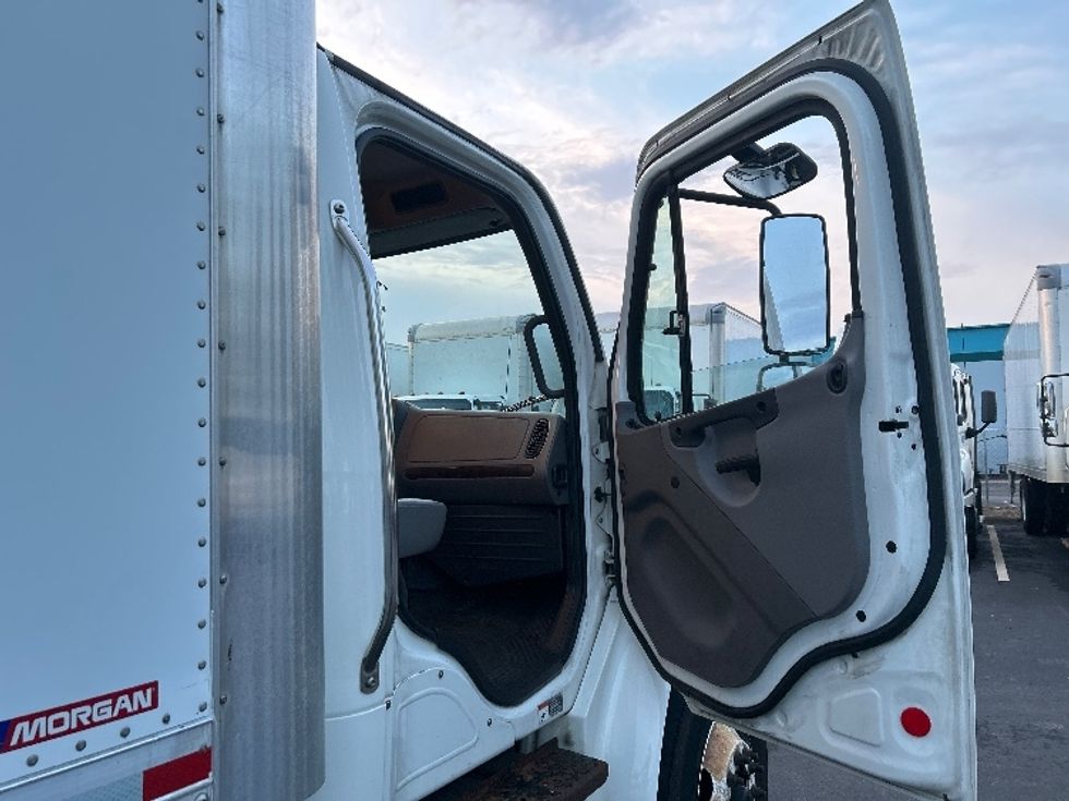 Medium Duty Box Truck-Light and Medium Duty Trucks-Freightliner-2020-M2-Obetz-OH-317,550\n\t\tmiles-$ 23,500 - Image 20