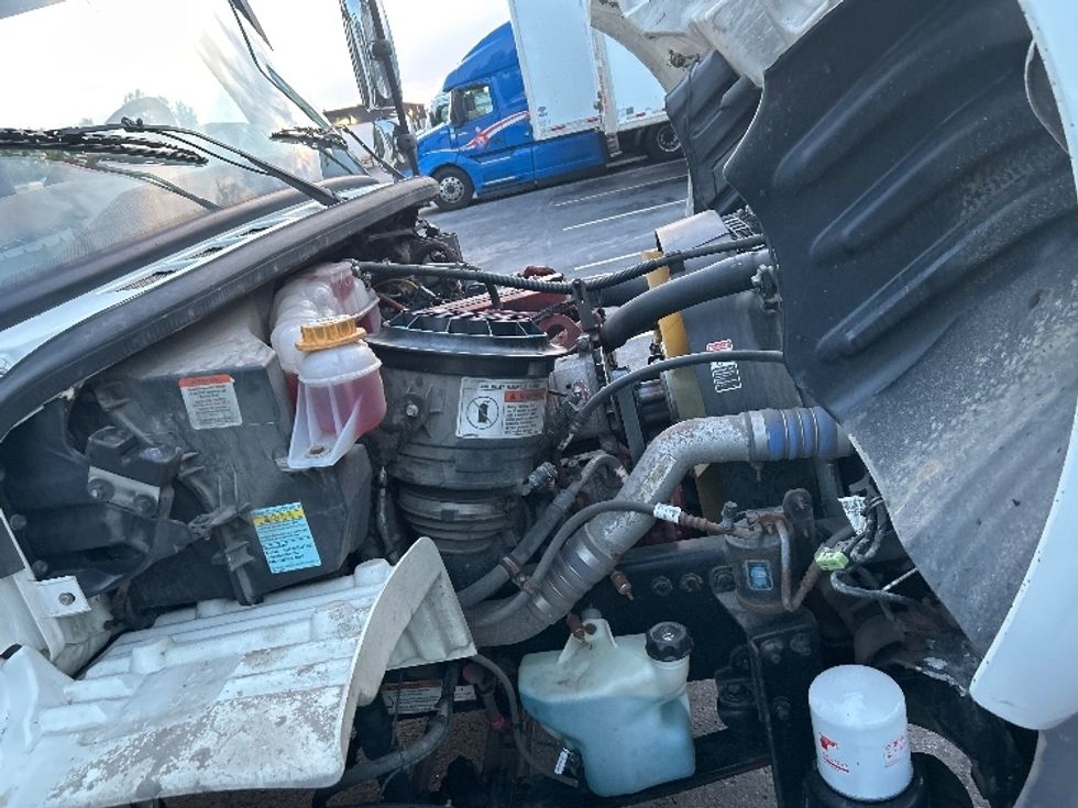 Medium Duty Box Truck-Light and Medium Duty Trucks-Freightliner-2020-M2-Obetz-OH-317,550\n\t\tmiles-$ 23,500 - Image 23