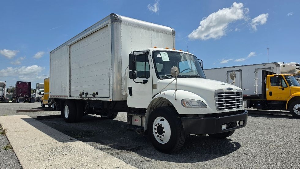 Medium Duty Box Truck-Light and Medium Duty Trucks-Freightliner-2020-M2-Ocala-FL-244,609\n\t\tmiles-$ 43,250 - Image 1
