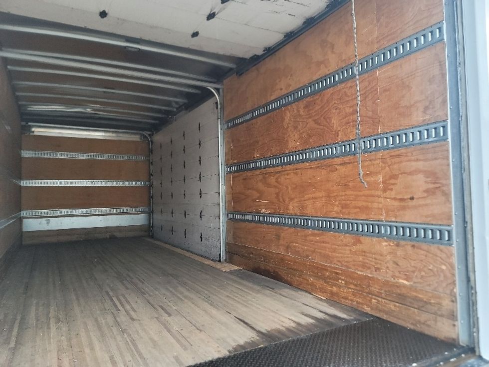 Medium Duty Box Truck-Light and Medium Duty Trucks-Freightliner-2020-M2-Ocala-FL-244,609\n\t\tmiles-$ 43,250 - Image 12
