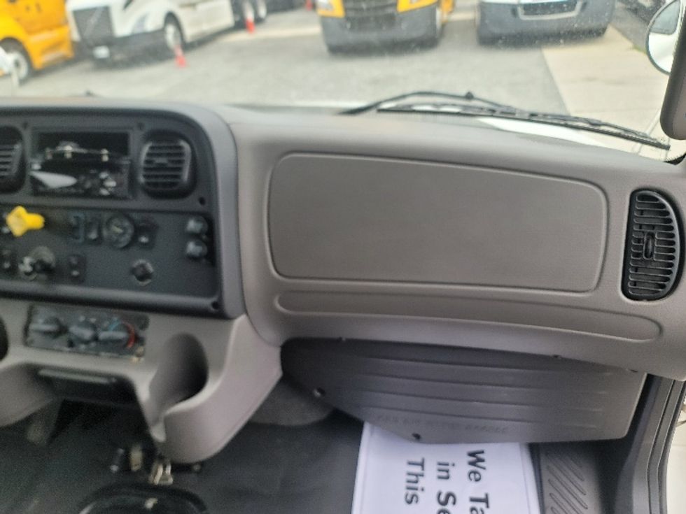 Medium Duty Box Truck-Light and Medium Duty Trucks-Freightliner-2020-M2-Ocala-FL-244,609\n\t\tmiles-$ 43,250 - Image 21