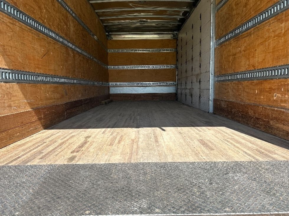 Medium Duty Box Truck-Light and Medium Duty Trucks-Freightliner-2020-M2-Ocala-FL-257,290\n\t\tmiles-$ 42,250 - Image 10