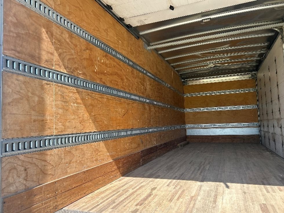 Medium Duty Box Truck-Light and Medium Duty Trucks-Freightliner-2020-M2-Ocala-FL-257,290\n\t\tmiles-$ 42,250 - Image 11