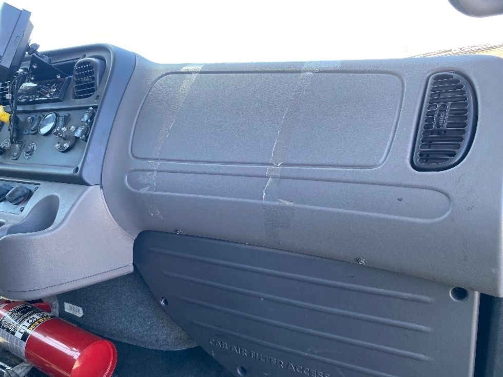Medium Duty Box Truck-Light and Medium Duty Trucks-Freightliner-2020-M2-Ocala-FL-257,290\n\t\tmiles-$ 42,250 - Image 20
