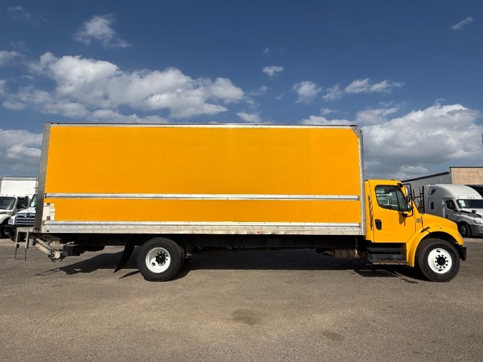 Medium Duty Box Truck-Light and Medium Duty Trucks-Freightliner-2020-M2-Odessa-TX-226,599\n\t\tmiles-$ 38,000 - Image 15