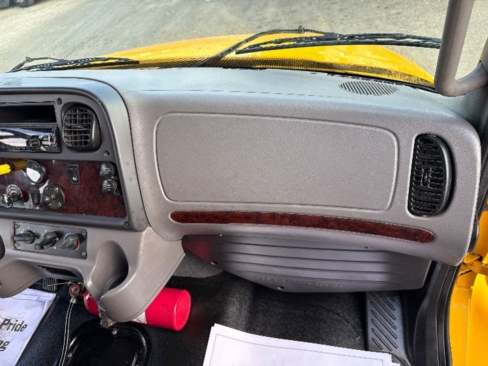 Medium Duty Box Truck-Light and Medium Duty Trucks-Freightliner-2020-M2-Odessa-TX-226,599\n\t\tmiles-$ 38,000 - Image 21