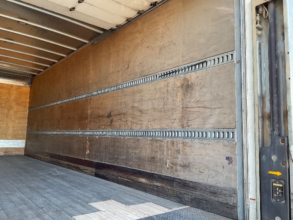 Medium Duty Box Truck-Light and Medium Duty Trucks-Freightliner-2020-M2-Oklahoma City-OK-118,959\n\t\tmiles-$ 62,750 - Image 12