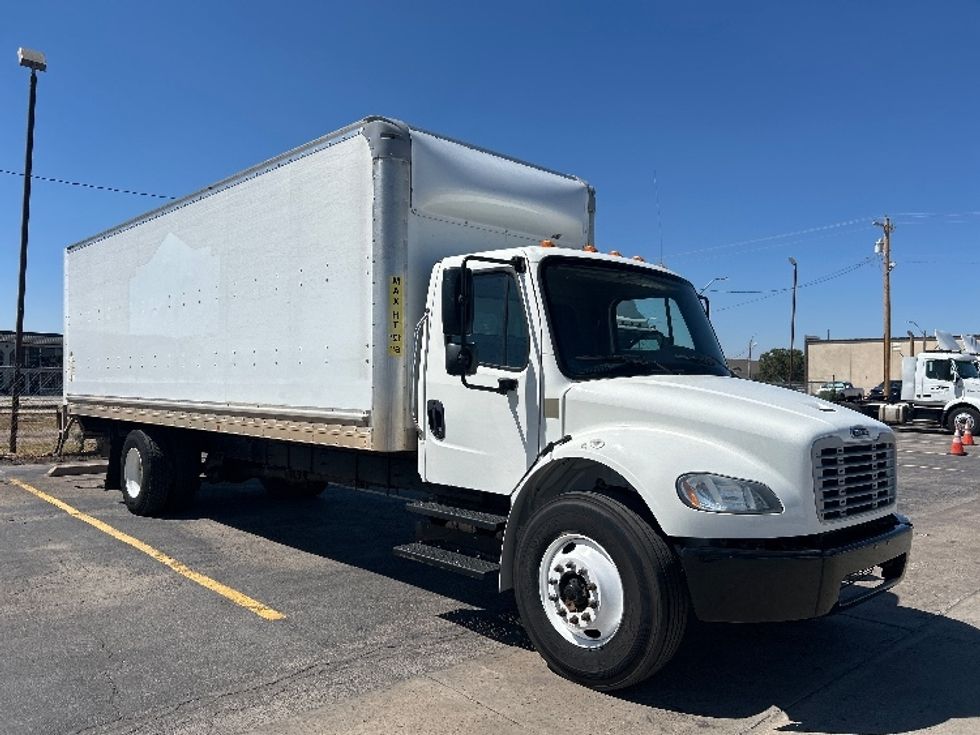 Medium Duty Box Truck-Light and Medium Duty Trucks-Freightliner-2020-M2-Oklahoma City-OK-167,358\n\t\tmiles-$ 61,000 - Image 1