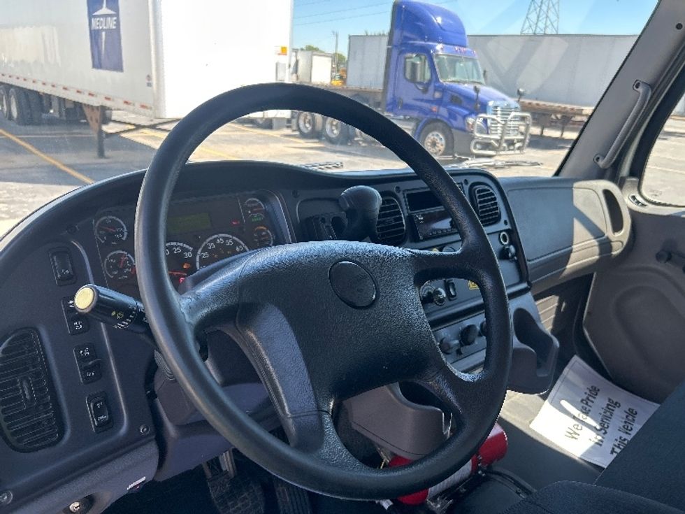 Medium Duty Box Truck-Light and Medium Duty Trucks-Freightliner-2020-M2-Oklahoma City-OK-167,358\n\t\tmiles-$ 61,000 - Image 17