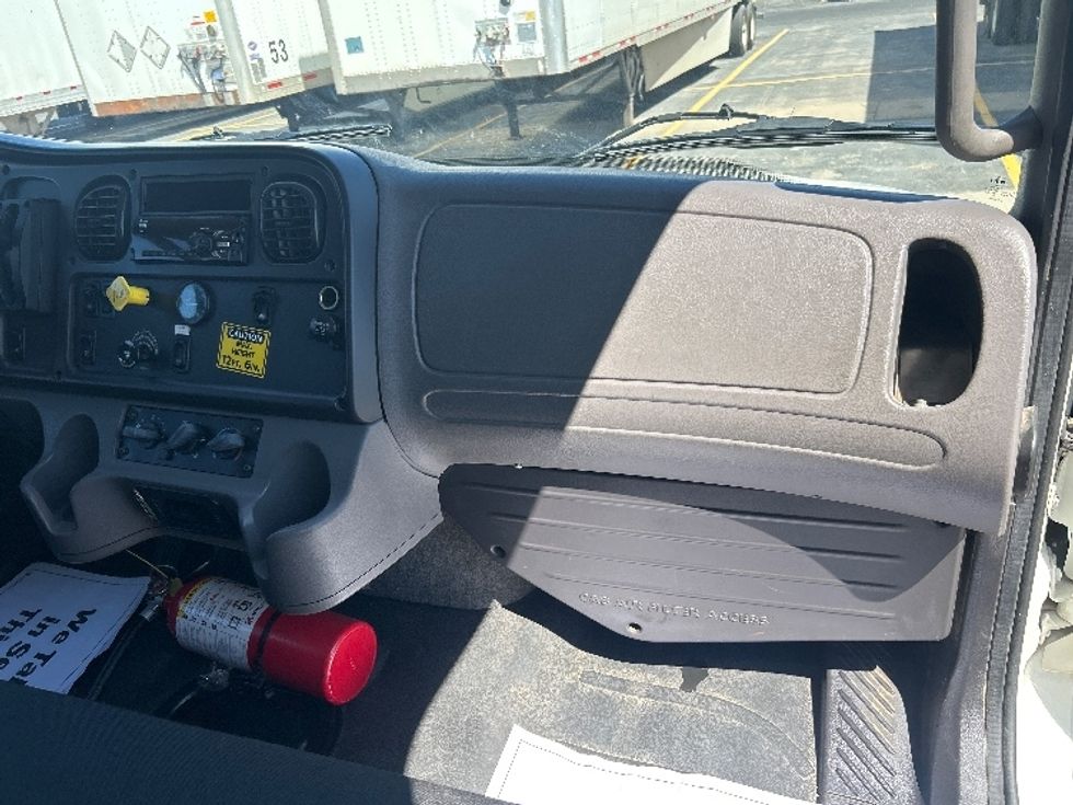 Medium Duty Box Truck-Light and Medium Duty Trucks-Freightliner-2020-M2-Oklahoma City-OK-167,358\n\t\tmiles-$ 61,000 - Image 21