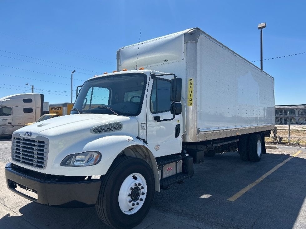 Medium Duty Box Truck-Light and Medium Duty Trucks-Freightliner-2020-M2-Oklahoma City-OK-167,358\n\t\tmiles-$ 61,000 - Image 3