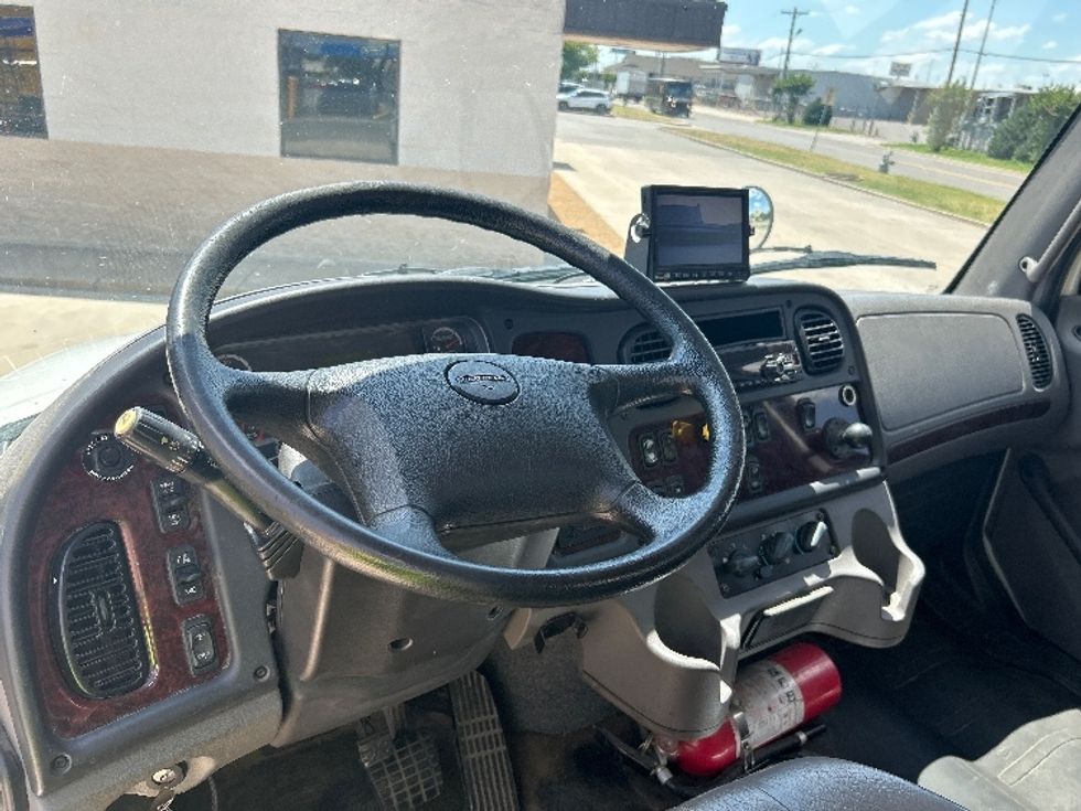 Medium Duty Box Truck-Light and Medium Duty Trucks-Freightliner-2020-M2-Oklahoma City-OK-175,670\n\t\tmiles-$ 54,250 - Image 17