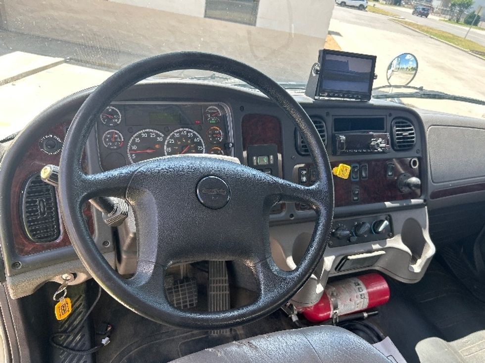 Medium Duty Box Truck-Light and Medium Duty Trucks-Freightliner-2020-M2-Oklahoma City-OK-175,670\n\t\tmiles-$ 54,250 - Image 18