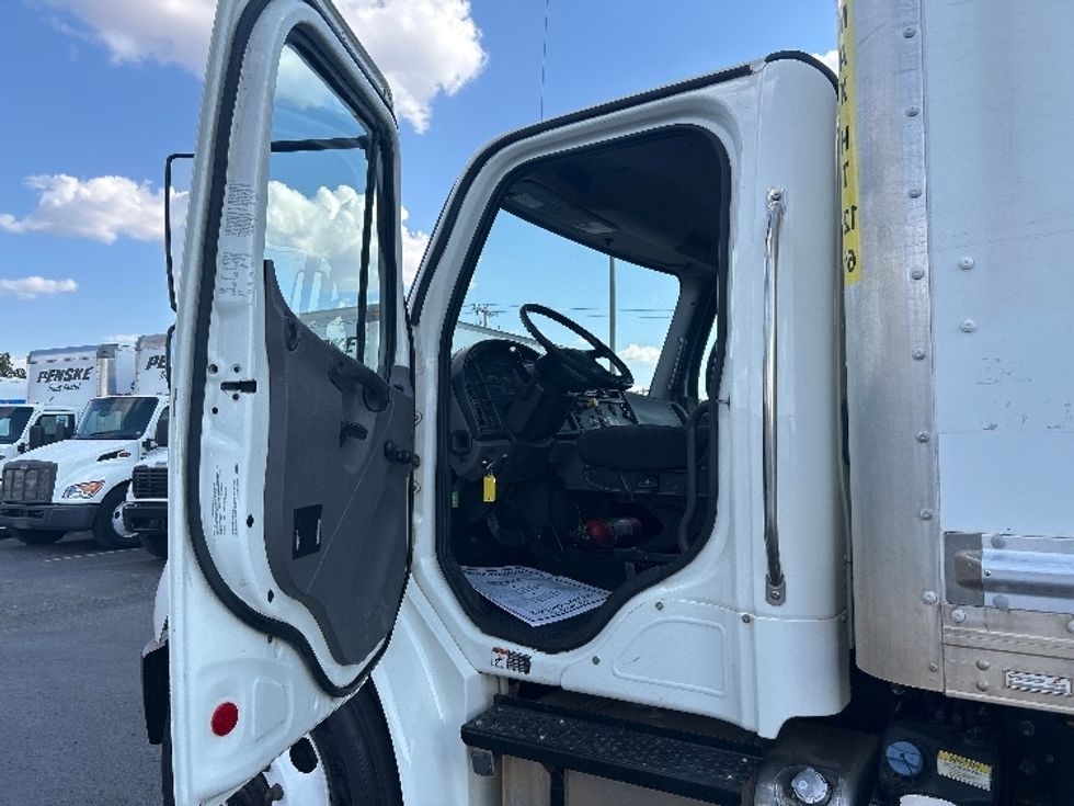 Medium Duty Box Truck-Light and Medium Duty Trucks-Freightliner-2020-M2-Oklahoma City-OK-188,590\n\t\tmiles-$ 57,000 - Image 16