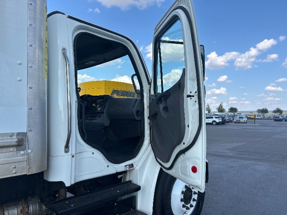 Medium Duty Box Truck-Light and Medium Duty Trucks-Freightliner-2020-M2-Oklahoma City-OK-188,590\n\t\tmiles-$ 57,000 - Image 20