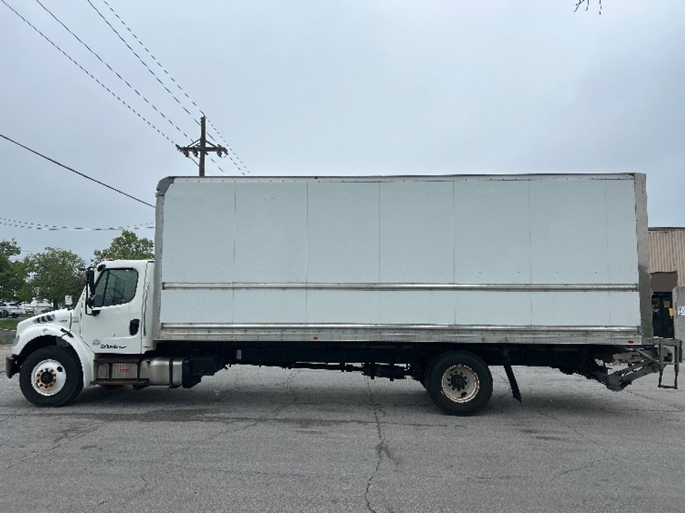 Medium Duty Box Truck-Light and Medium Duty Trucks-Freightliner-2020-M2-Omaha-NE-154,498\n\t\tmiles-$ 55,000 - Image 4