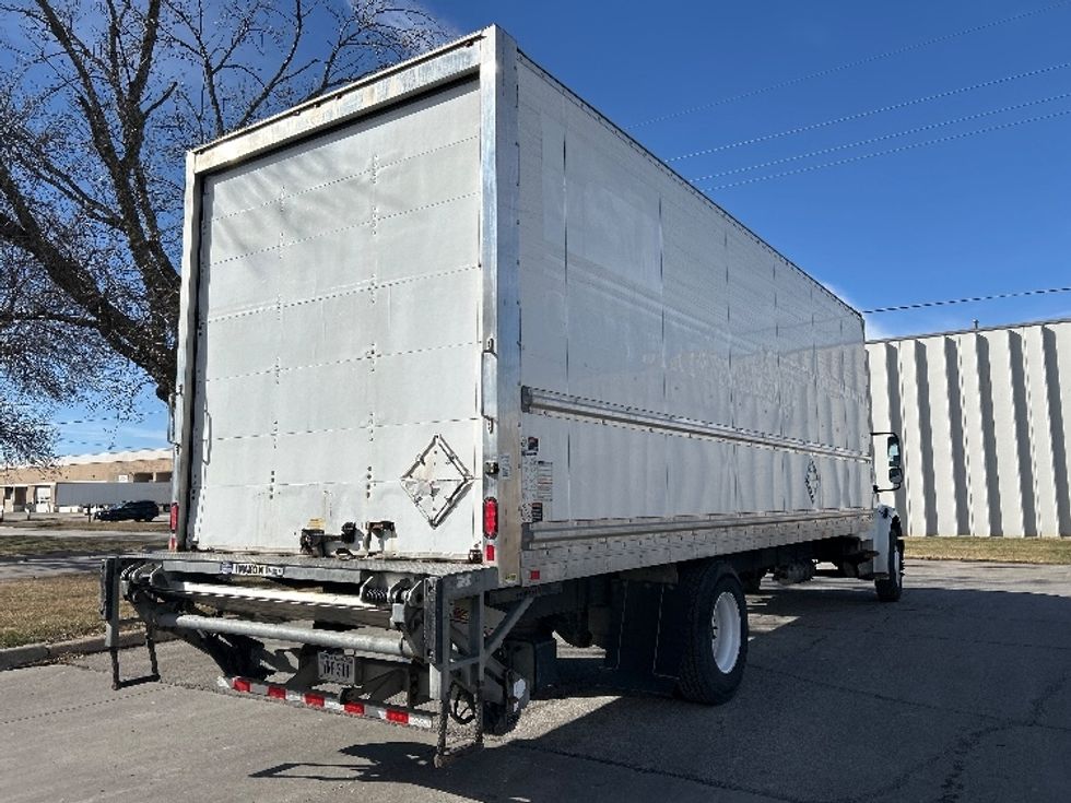 Medium Duty Box Truck-Light and Medium Duty Trucks-Freightliner-2020-M2-Omaha-NE-239,119\n\t\tmiles-$ 44,250 - Image 12