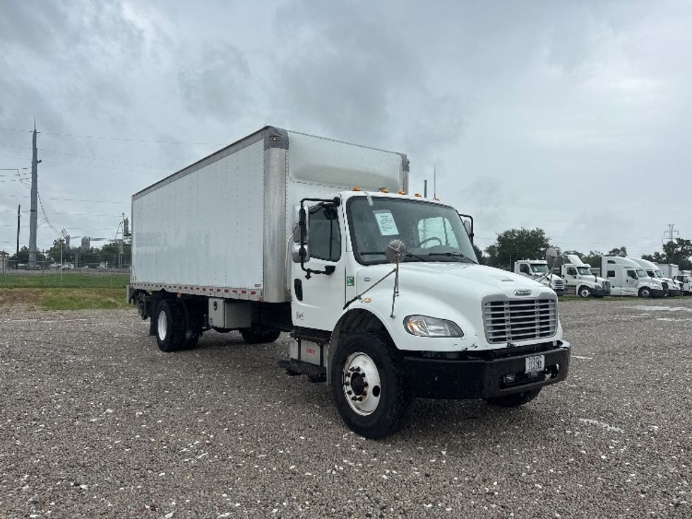 Medium Duty Box Truck-Light and Medium Duty Trucks-Freightliner-2020-M2-Omaha-NE-339,387\n\t\tmiles-$ 23,500 - Image 1
