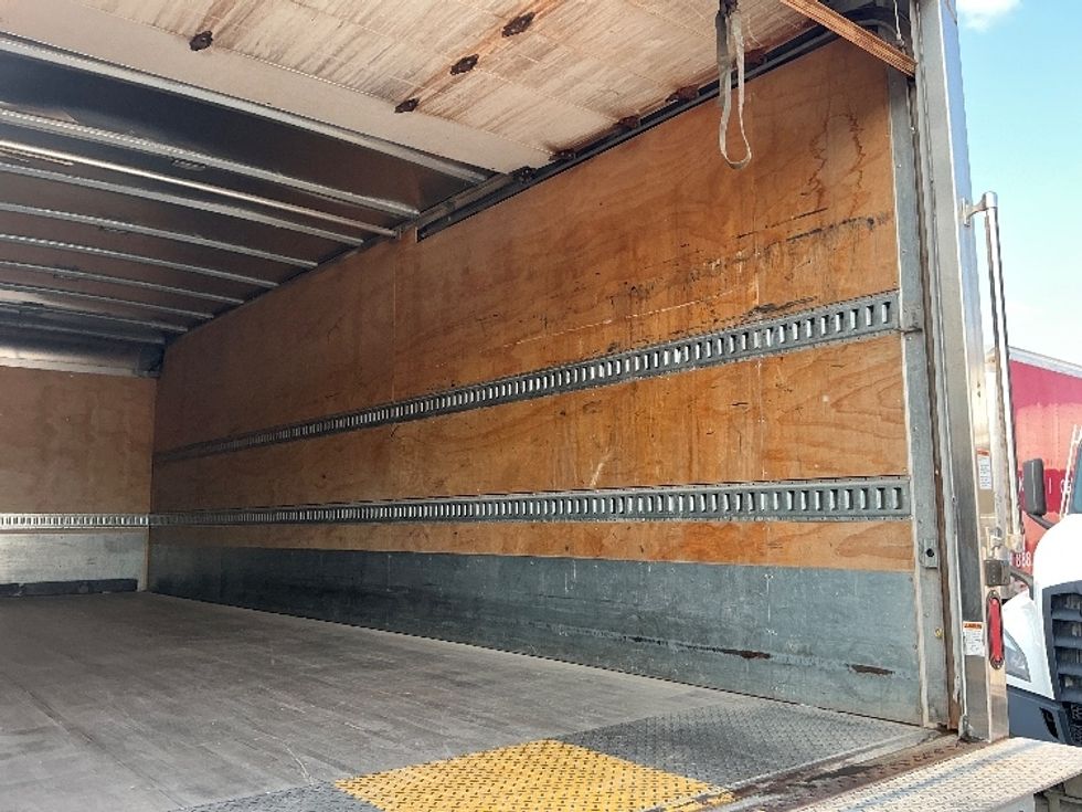 Medium Duty Box Truck-Light and Medium Duty Trucks-Freightliner-2020-M2-Omaha-NE-339,387\n\t\tmiles-$ 23,500 - Image 12