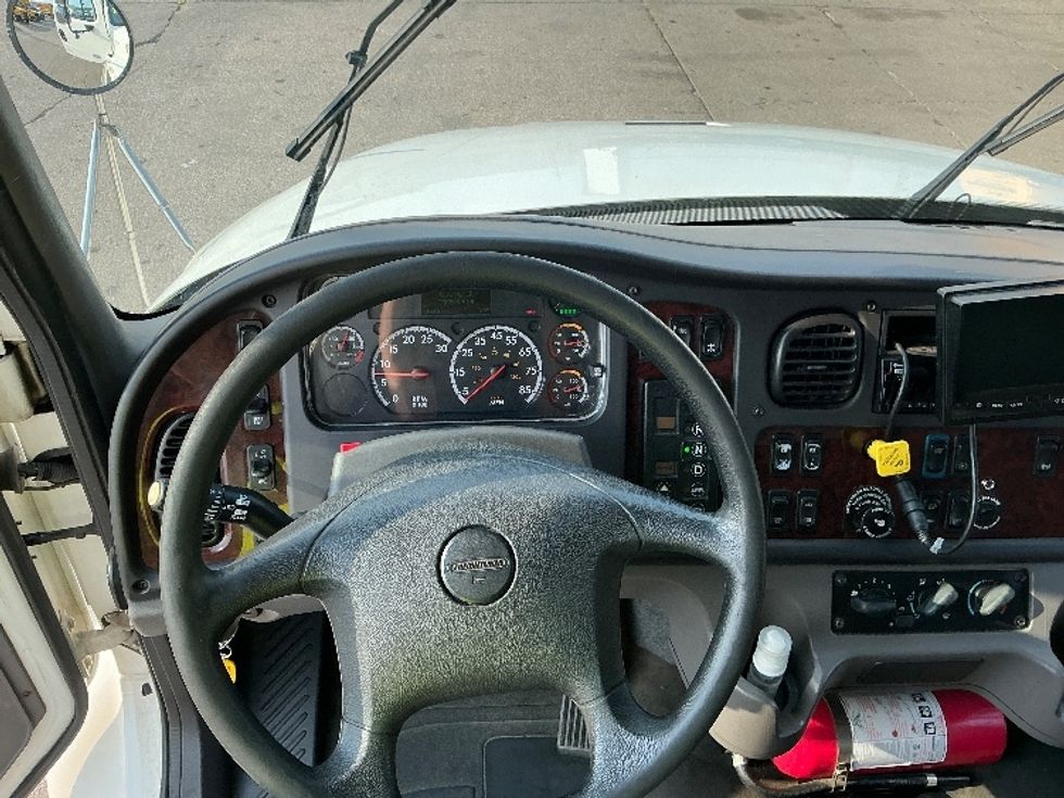 Medium Duty Box Truck-Light and Medium Duty Trucks-Freightliner-2020-M2-Omaha-NE-339,387\n\t\tmiles-$ 23,500 - Image 18