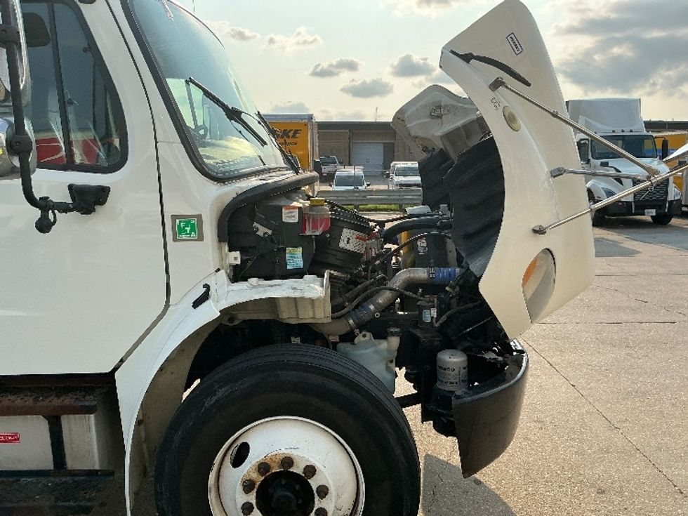 Medium Duty Box Truck-Light and Medium Duty Trucks-Freightliner-2020-M2-Omaha-NE-339,387\n\t\tmiles-$ 23,500 - Image 23