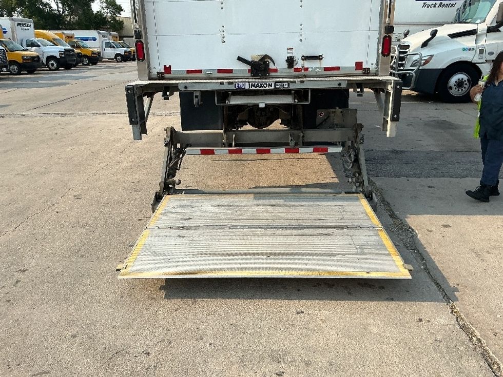Medium Duty Box Truck-Light and Medium Duty Trucks-Freightliner-2020-M2-Omaha-NE-339,387\n\t\tmiles-$ 23,500 - Image 9