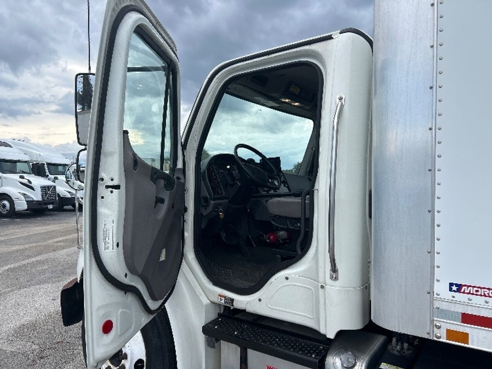 Medium Duty Box Truck-Light and Medium Duty Trucks-Freightliner-2020-M2-Orlando-FL-150,127\n\t\tmiles-$ 60,000 - Image 16
