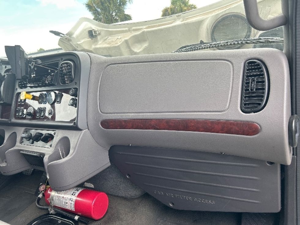 Medium Duty Box Truck-Light and Medium Duty Trucks-Freightliner-2020-M2-Orlando-FL-150,127\n\t\tmiles-$ 60,000 - Image 21