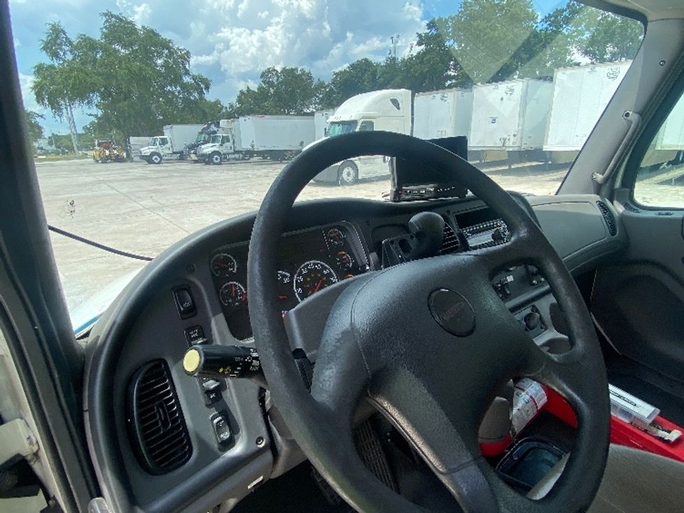 Medium Duty Box Truck-Light and Medium Duty Trucks-Freightliner-2020-M2-Orlando-FL-296,823\n\t\tmiles-$ 23,000 - Image 17